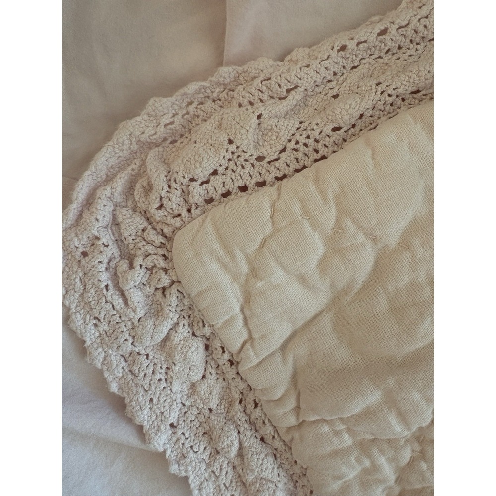 Simply Shabby Chic Crochet Lace Trim Pillow Sham ONE Linen‎ Blend Pink Quilted